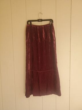 J.Jill Women's Size 18 Tall Velour Pull On Full Length A-Line Skirt Purple